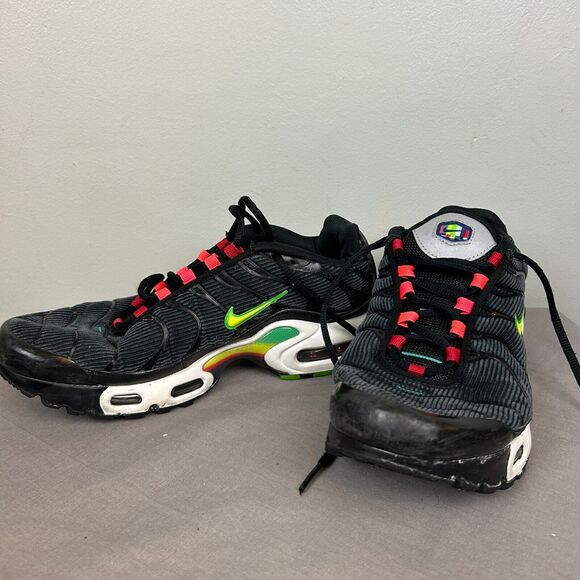 Nike Air Max Shoes Youth 7Y Plus Evolution of Athletic Shoes Sneakers DD2008-001 - Picture 1 of 15